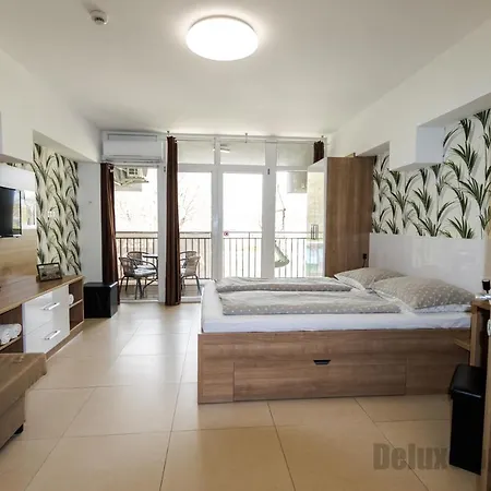 Tisza Gyoengye Apartment *