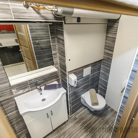 Apartment Tisza Gyoengye