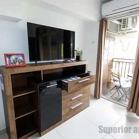 Tisza Gyoengye Apartment *